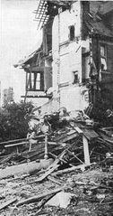 Bomb-damage-Wellington-Road.